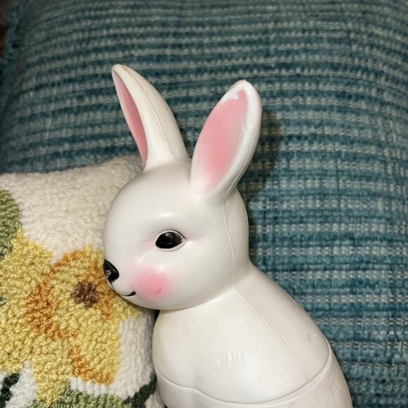 Vintage Peoria Plastic 11" Easter Bunny Rabbit Blow Mold Candy Container - Picture 9 of 13